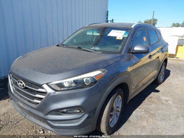 2017 HYUNDAI TUCSON SE 6