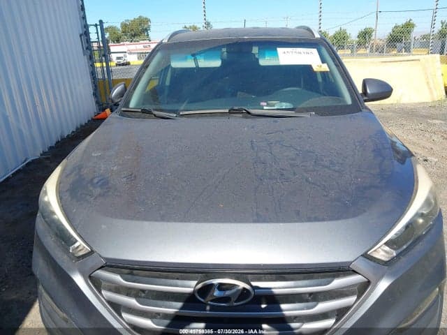 2017 HYUNDAI TUCSON SE 10