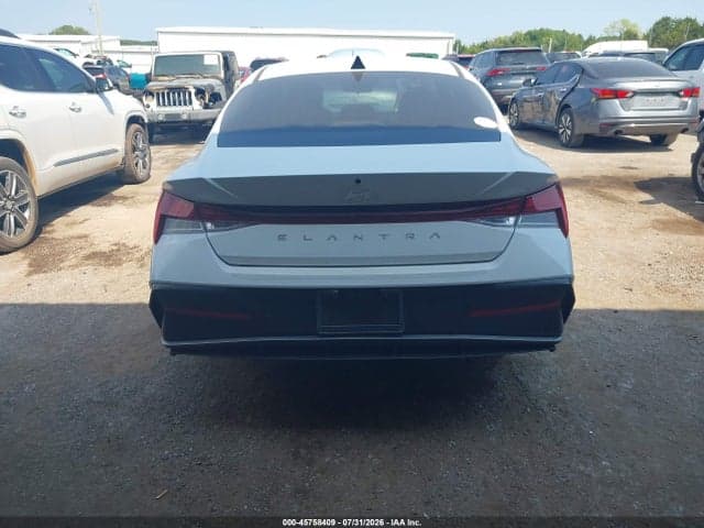 2025 HYUNDAI ELANTRA SEL CONVENIENCE 17