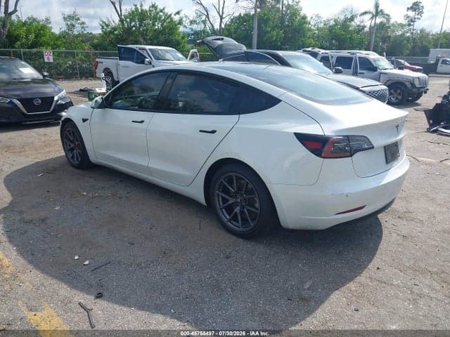 2021 TESLA MODEL 3 STANDARD RANGE PLUS REAR-WHEEL DRIVE 3