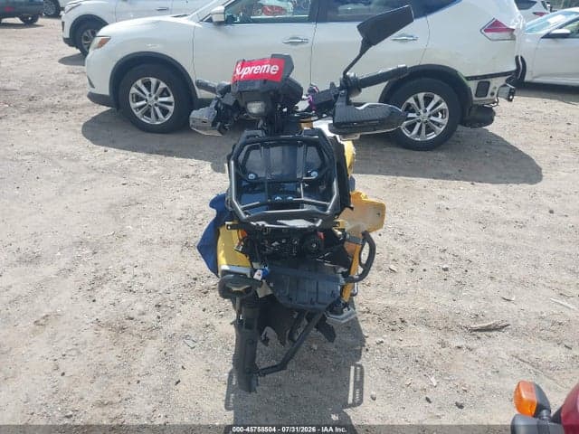 2025 TANK 200 EFI 13