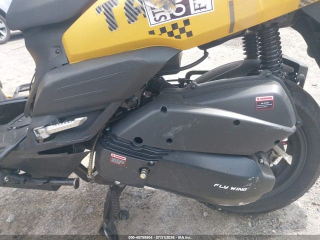 2025 TANK 200 EFI 9