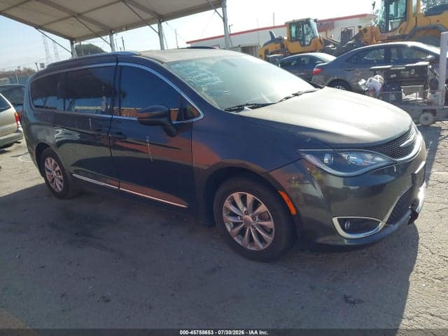 2018 CHRYSLER PACIFICA TOURING L 1