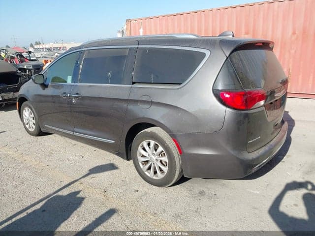 2018 CHRYSLER PACIFICA TOURING L 3