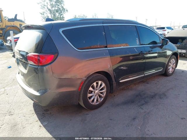 2018 CHRYSLER PACIFICA TOURING L 4