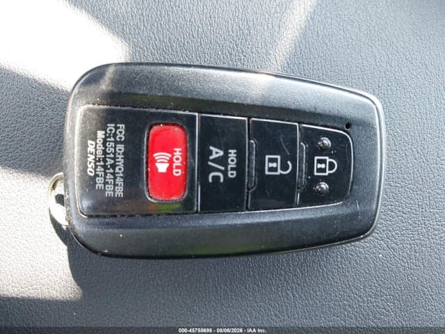 2017 TOYOTA PRIUS PRIME PREMIUM 11