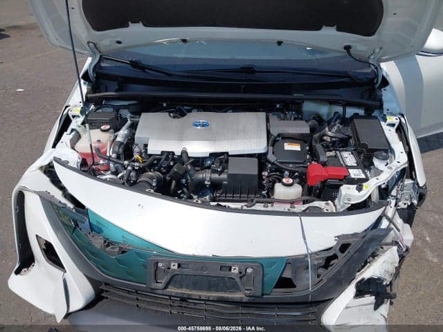 2017 TOYOTA PRIUS PRIME PREMIUM 10