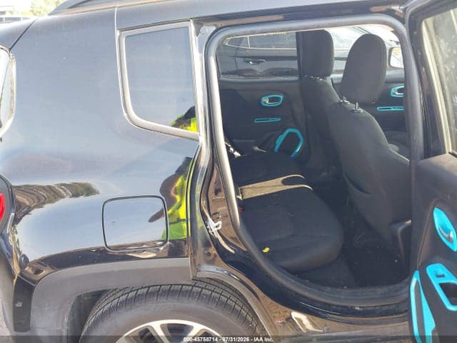 2017 JEEP RENEGADE LATITUDE 8