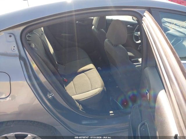 2018 CHEVROLET CRUZE LT AUTO 8