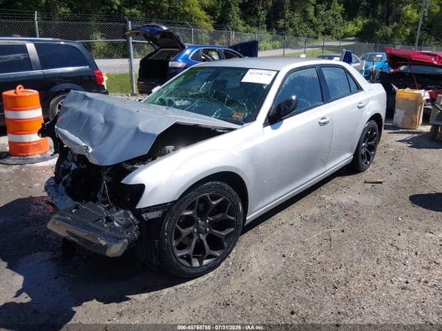 2019 CHRYSLER 300 TOURING 2