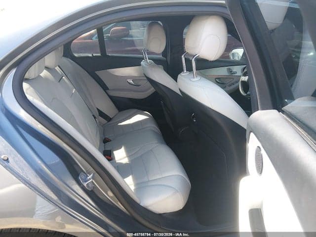 2018 MERCEDES-BENZ C 300 8