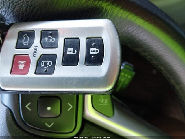2018 TOYOTA SIENNA XLE 8 PASSENGER 11