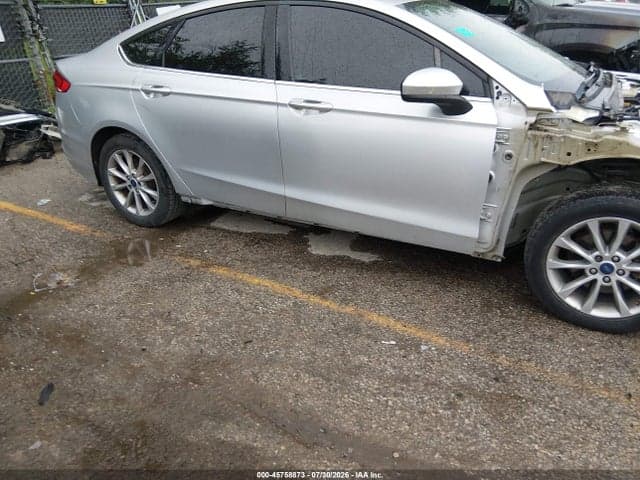 2017 FORD FUSION SE 19