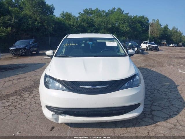 2020 CHRYSLER VOYAGER L 6
