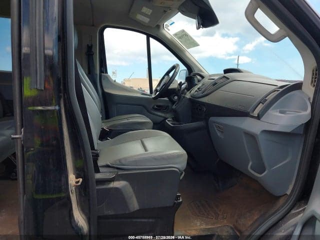 2018 FORD TRANSIT-150 XL 5