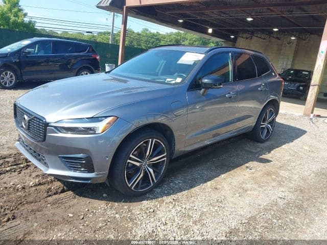 2021 VOLVO XC60 RECHARGE PLUG-IN HYBRID T8 R-DESIGN 2