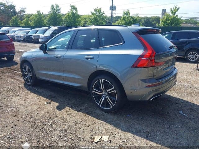 2021 VOLVO XC60 RECHARGE PLUG-IN HYBRID T8 R-DESIGN 3