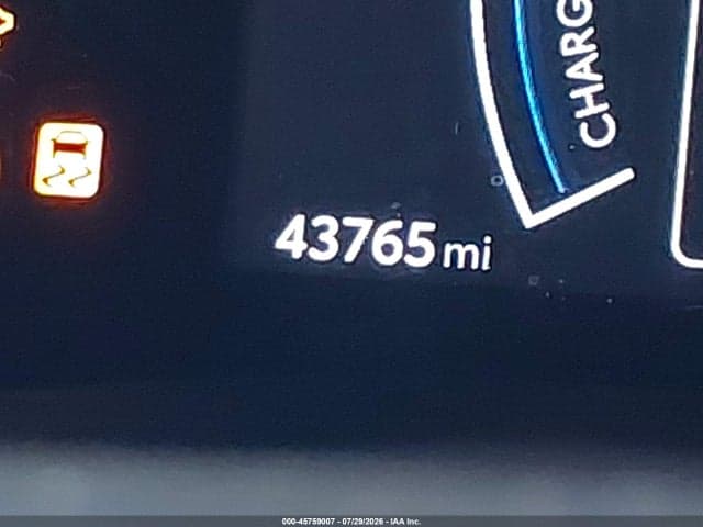 2026 TOYOTA CAMRY SE 16