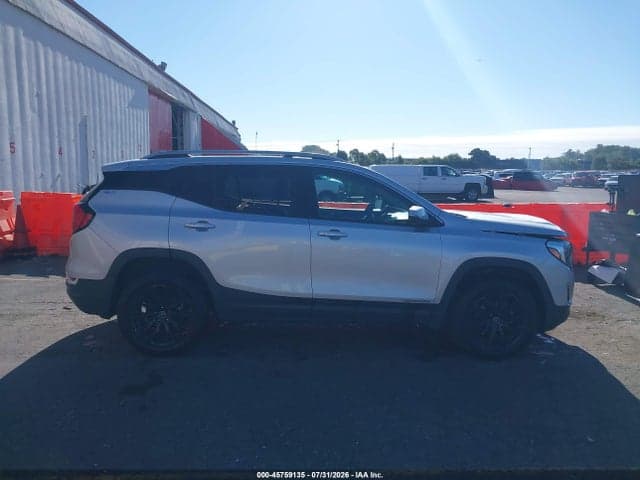 2019 GMC TERRAIN SLT 13