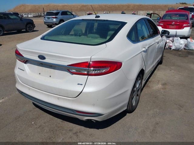 2017 FORD FUSION SE 4