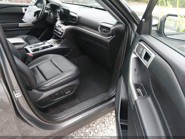 2023 FORD EXPLORER XLT 5