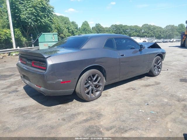 2019 DODGE CHALLENGER SXT 4