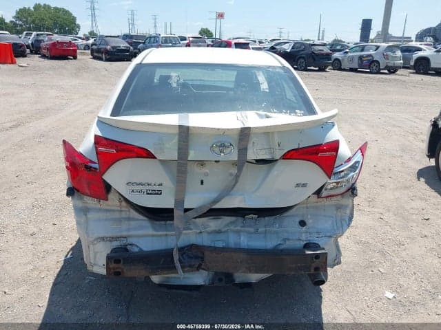2017 TOYOTA COROLLA SE 16