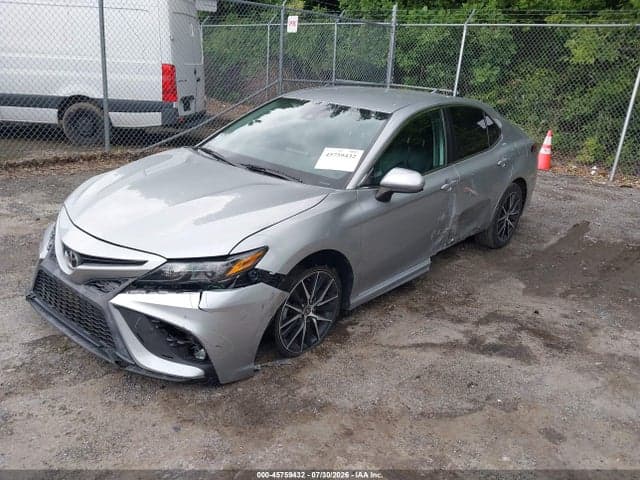 2021 TOYOTA CAMRY SE 2