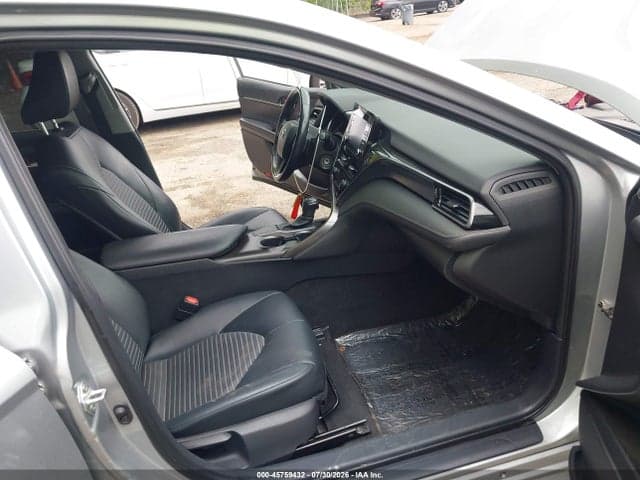 2021 TOYOTA CAMRY SE 5