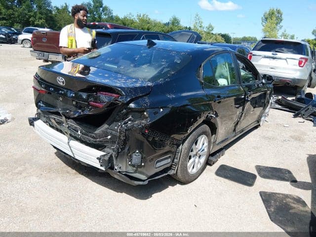 2025 TOYOTA CAMRY LE 4