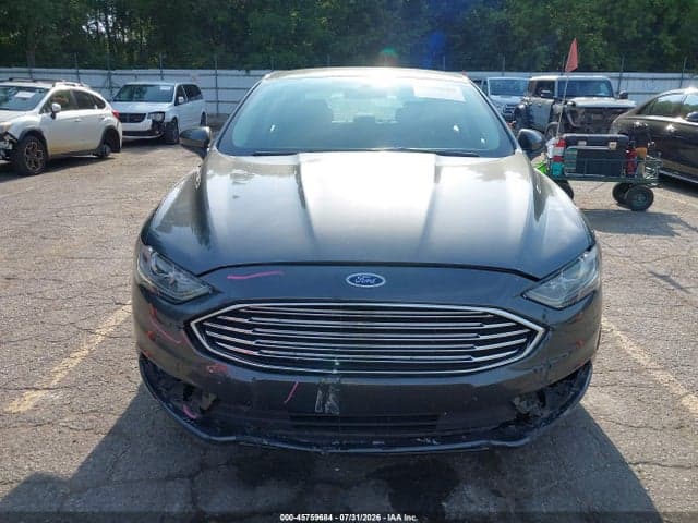 2017 FORD FUSION SE 12