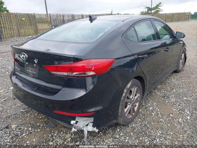 2018 HYUNDAI ELANTRA SEL 4