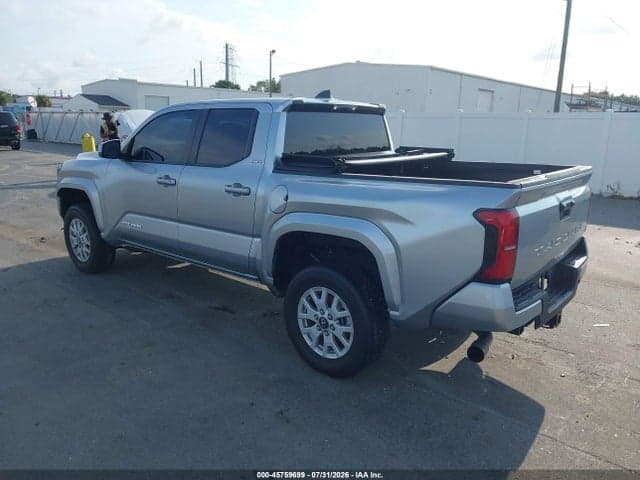2024 TOYOTA TACOMA SR5 3