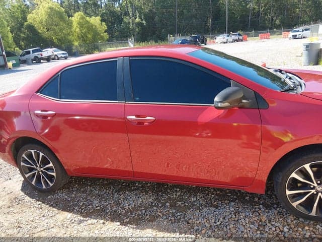 2017 TOYOTA COROLLA SE 13