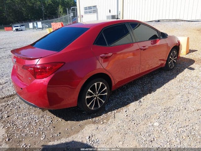 2017 TOYOTA COROLLA SE 4