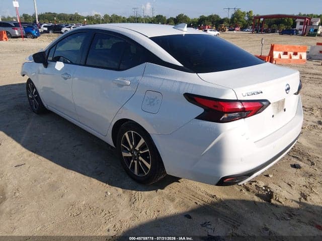 2021 NISSAN VERSA SV XTRONIC CVT 3