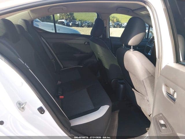 2021 NISSAN VERSA SV XTRONIC CVT 8