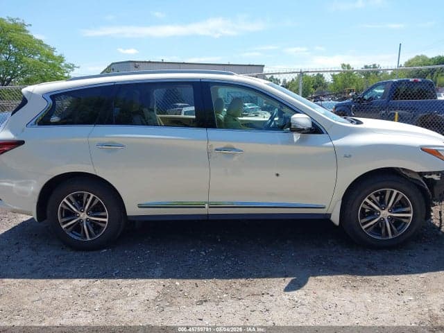 2017 INFINITI QX60 14