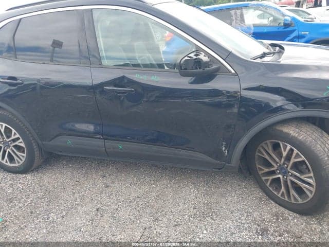 2021 FORD ESCAPE SEL 6