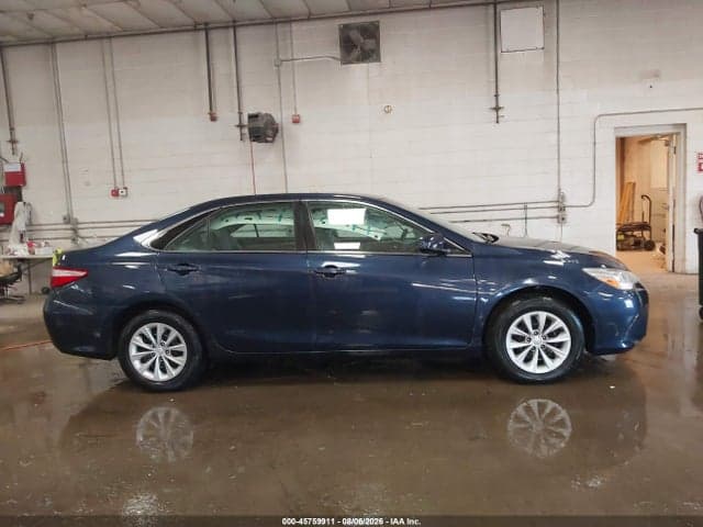2017 TOYOTA CAMRY LE 14