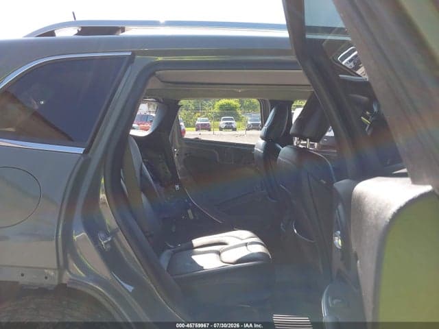 2021 JEEP CHEROKEE LIMITED 4X4 8