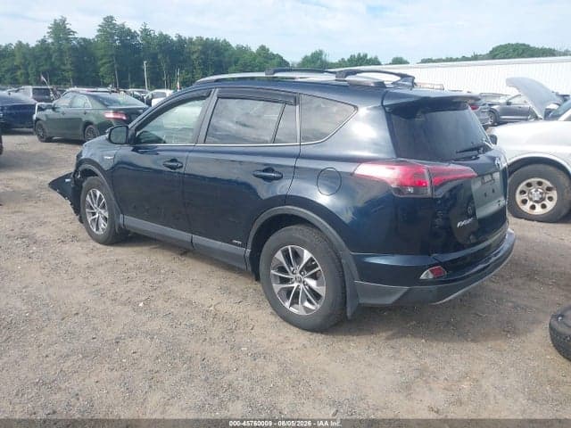 2017 TOYOTA RAV4 HYBRID XLE 3
