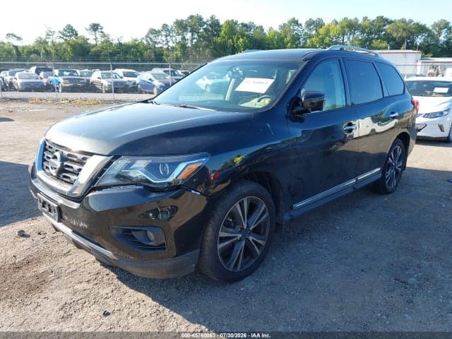 2017 NISSAN PATHFINDER PLATINUM 2