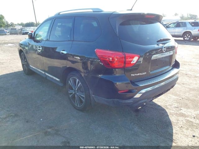 2017 NISSAN PATHFINDER PLATINUM 3