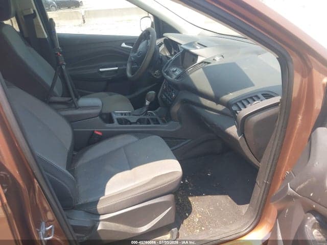 2017 FORD ESCAPE SE 5