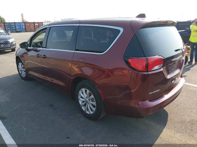2017 CHRYSLER PACIFICA TOURING 1