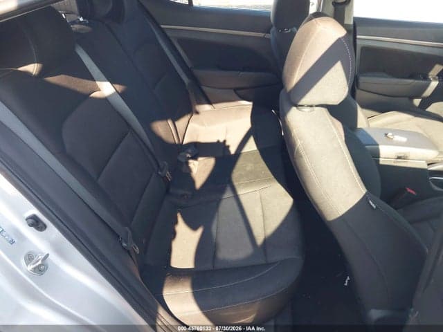2018 HYUNDAI ELANTRA SEL 8
