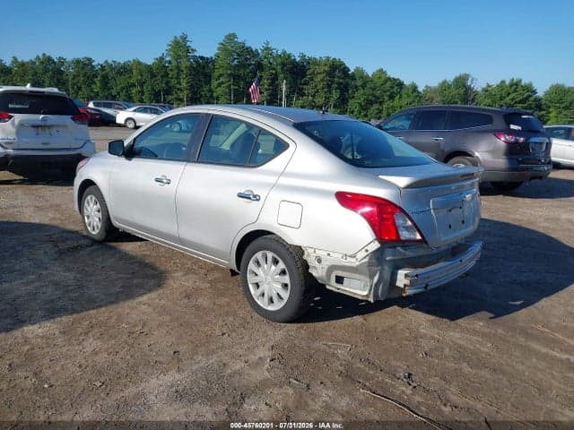 2018 NISSAN VERSA 1.6 SV 3