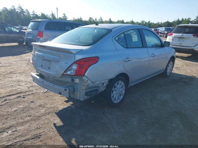 2018 NISSAN VERSA 1.6 SV 4