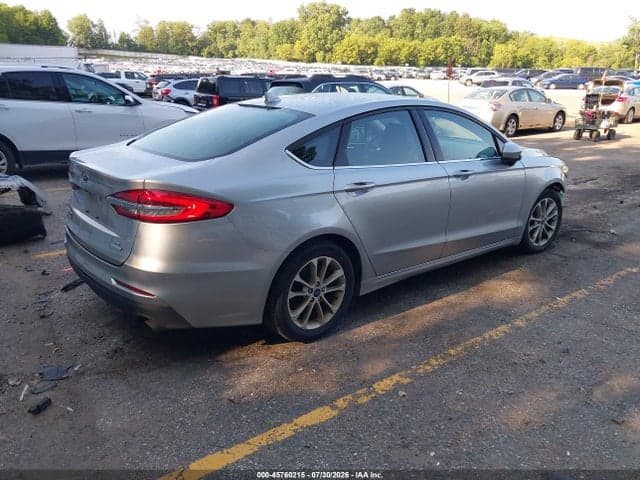 2020 FORD FUSION SE 4